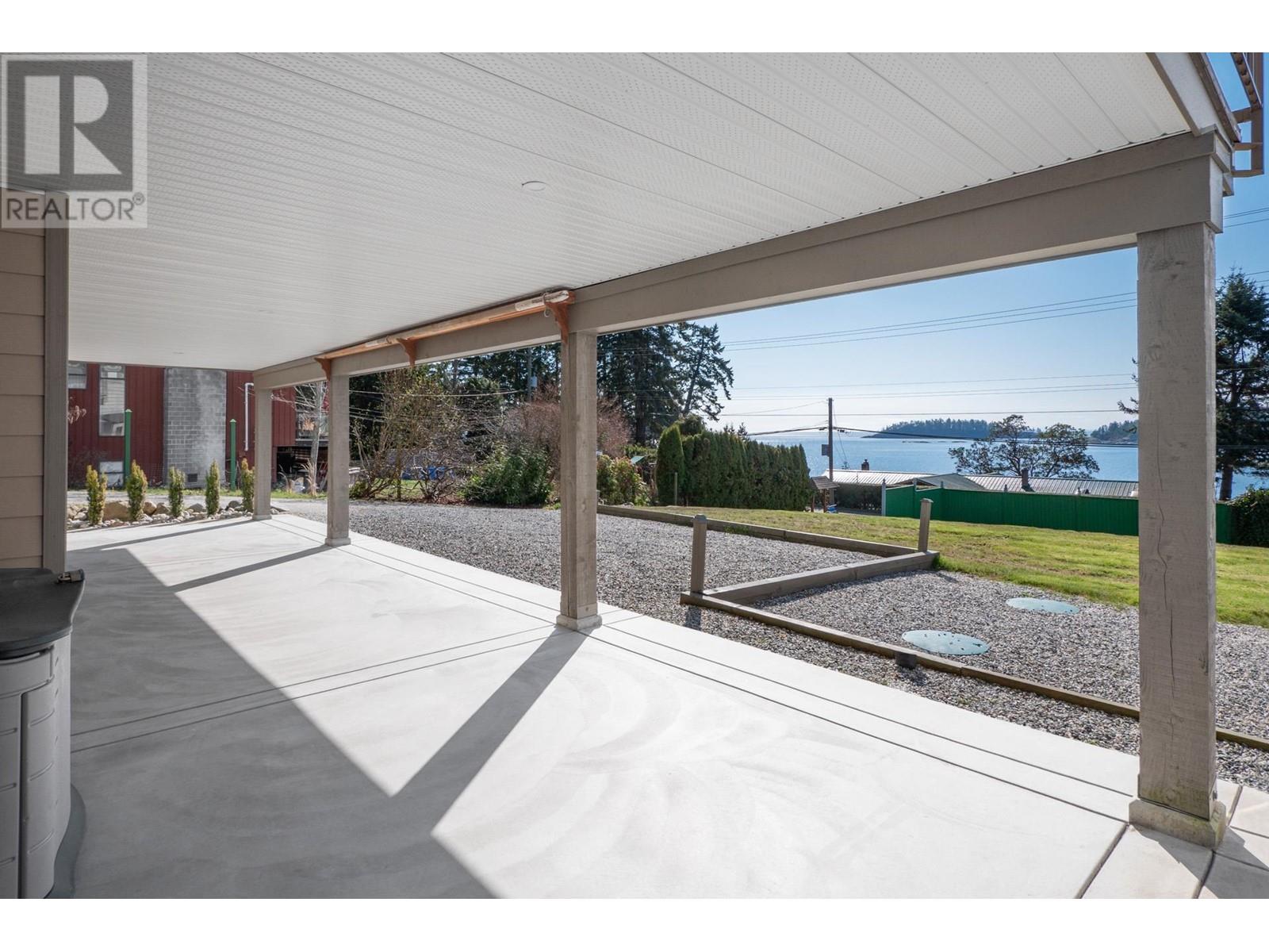 6682 Sunshine Coast Highway, Sechelt, British Columbia  V0N 3A8 - Photo 22 - R2811207