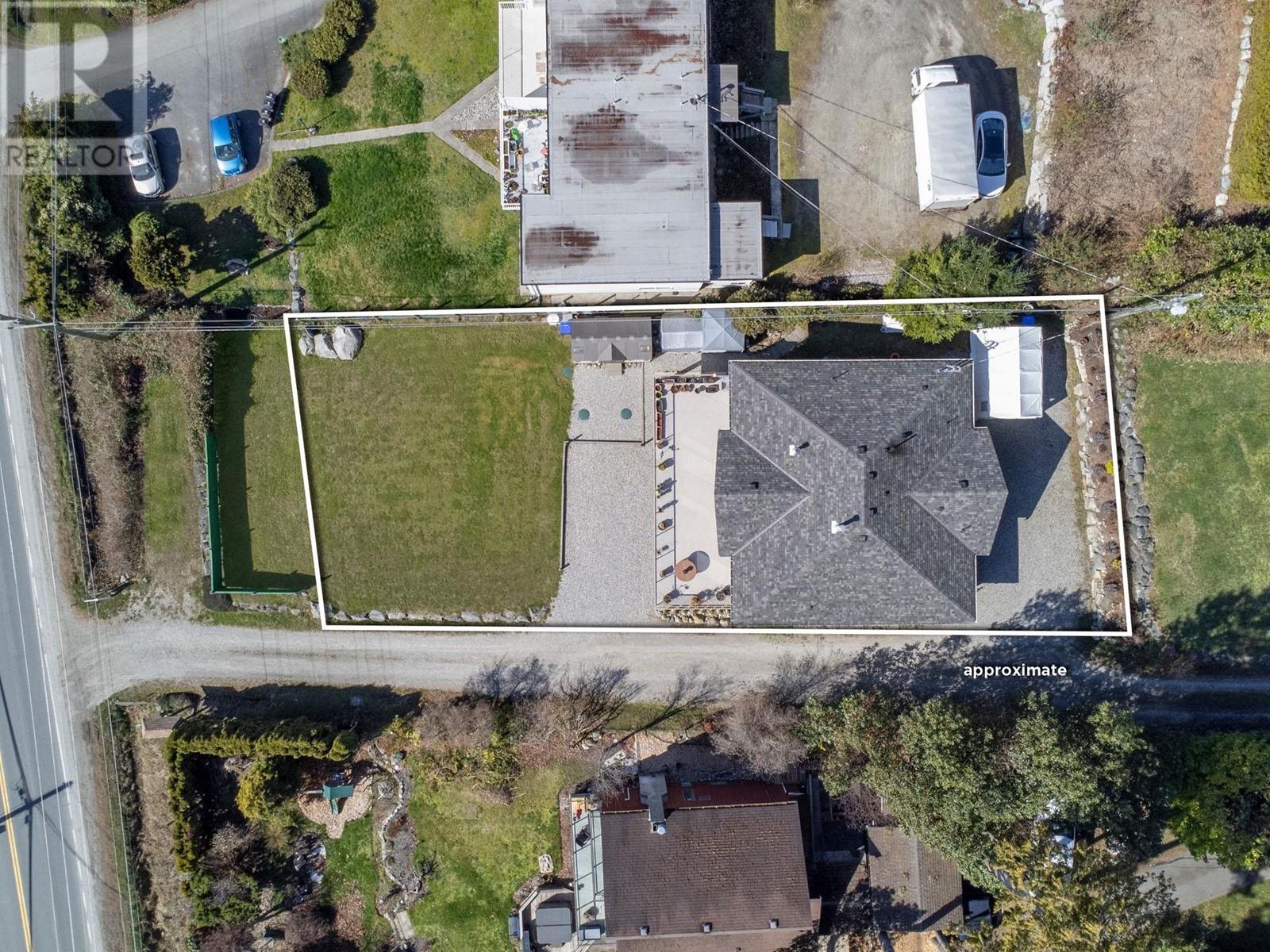 6682 Sunshine Coast Highway, Sechelt, British Columbia  V0N 3A8 - Photo 32 - R2811207