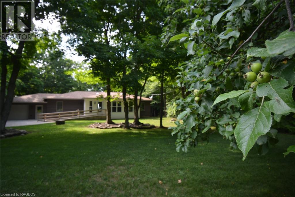 86 Moore Street, Lion's Head, Ontario  N0H 1W0 - Photo 49 - 40447871