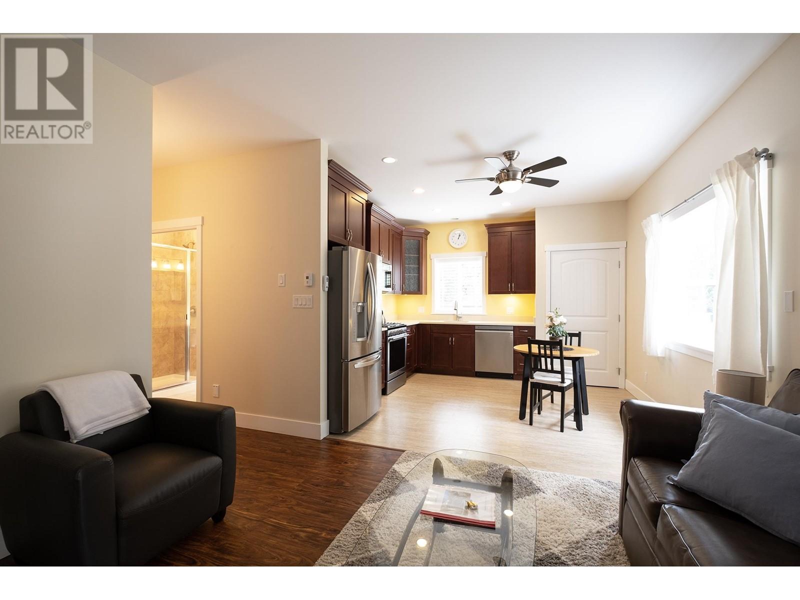 426 Solaz Place, Gibsons, British Columbia  V0N 1V5 - Photo 23 - R2811312