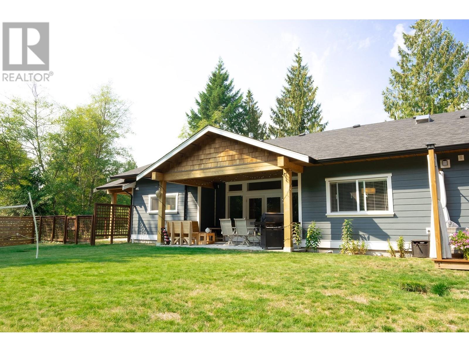 426 Solaz Place, Gibsons, British Columbia  V0N 1V5 - Photo 37 - R2811312