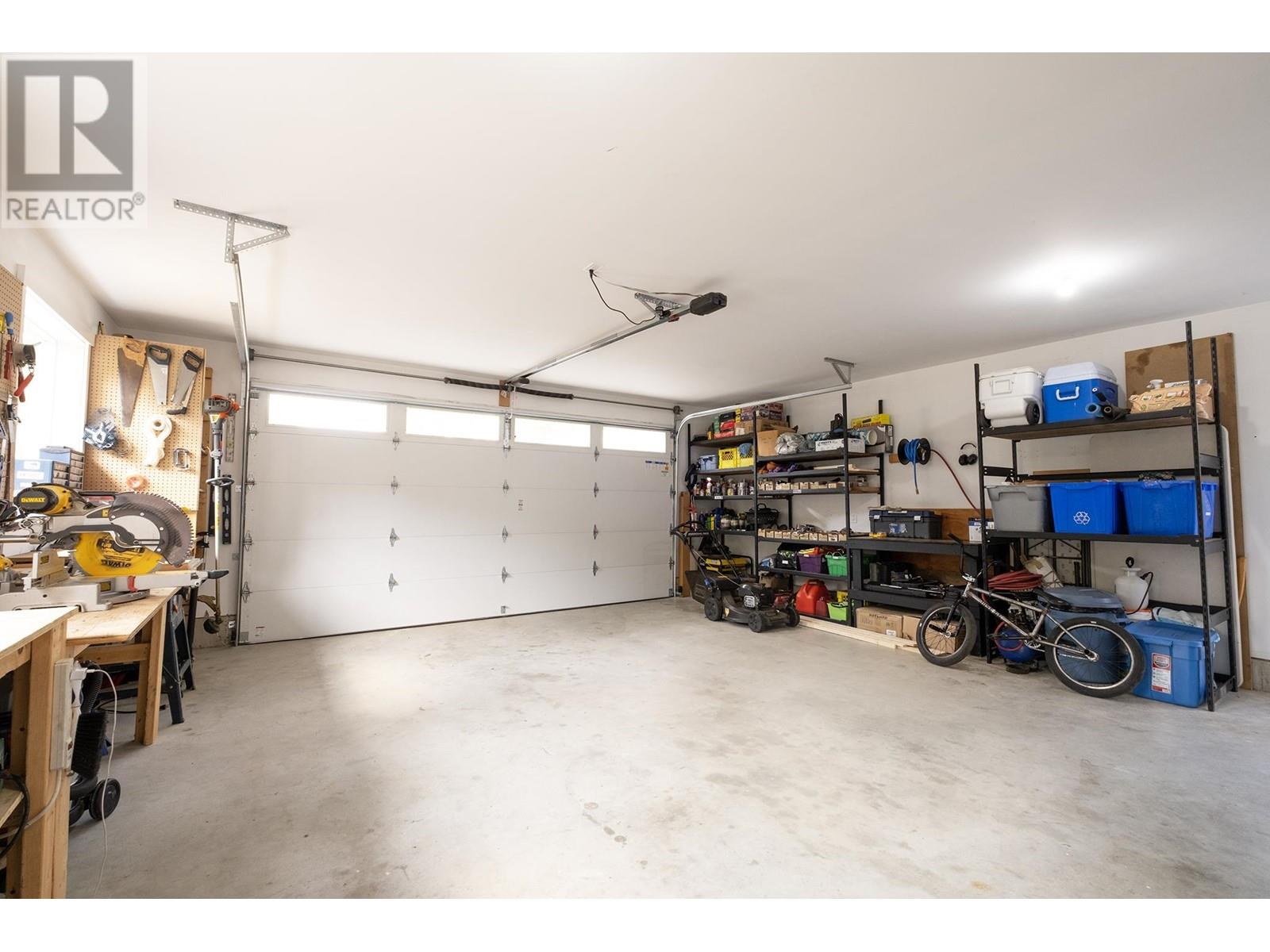426 Solaz Place, Gibsons, British Columbia  V0N 1V5 - Photo 40 - R2811312