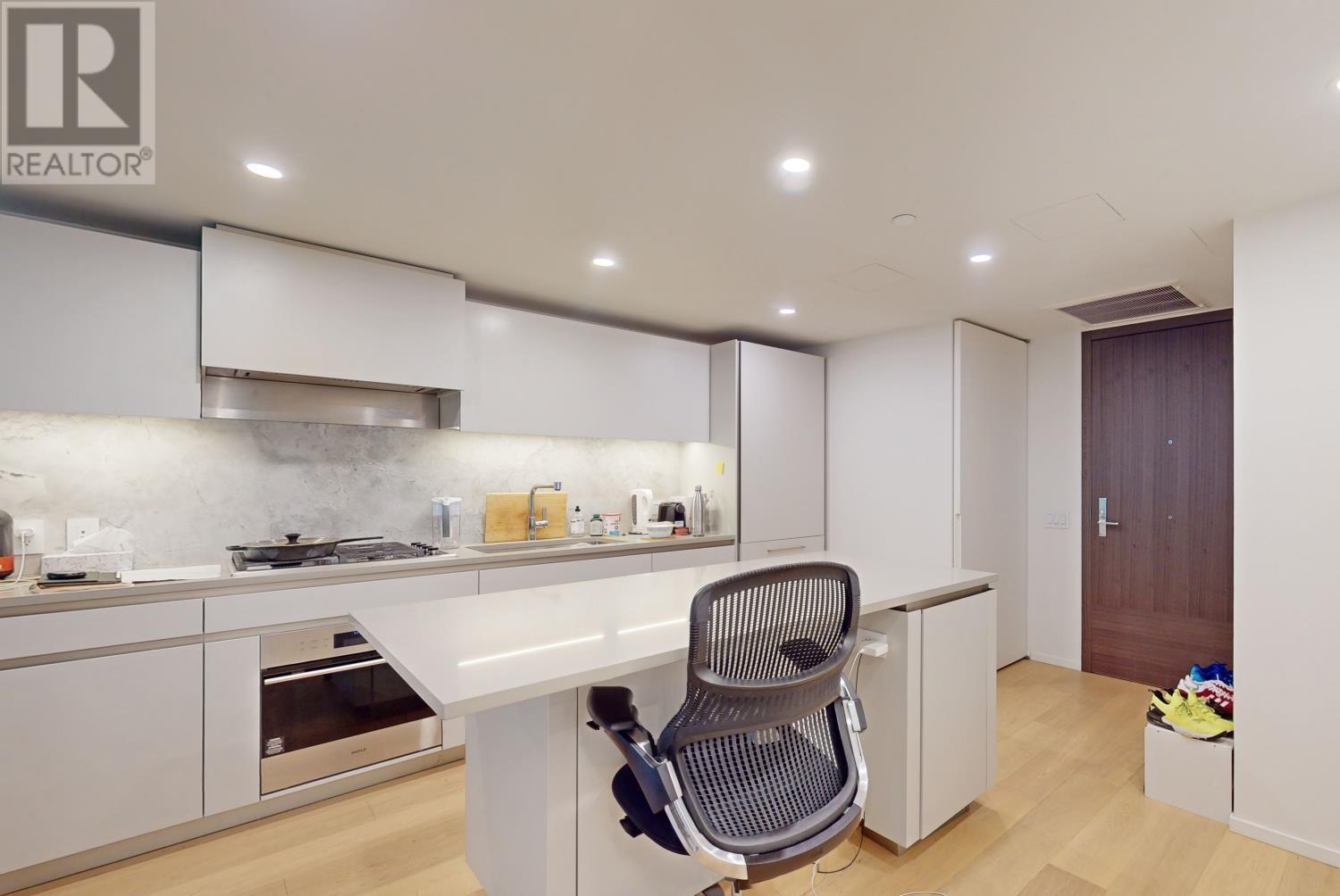 407 889 Pacific Street, Vancouver, British Columbia  V6Z 1C3 - Photo 9 - R2811292