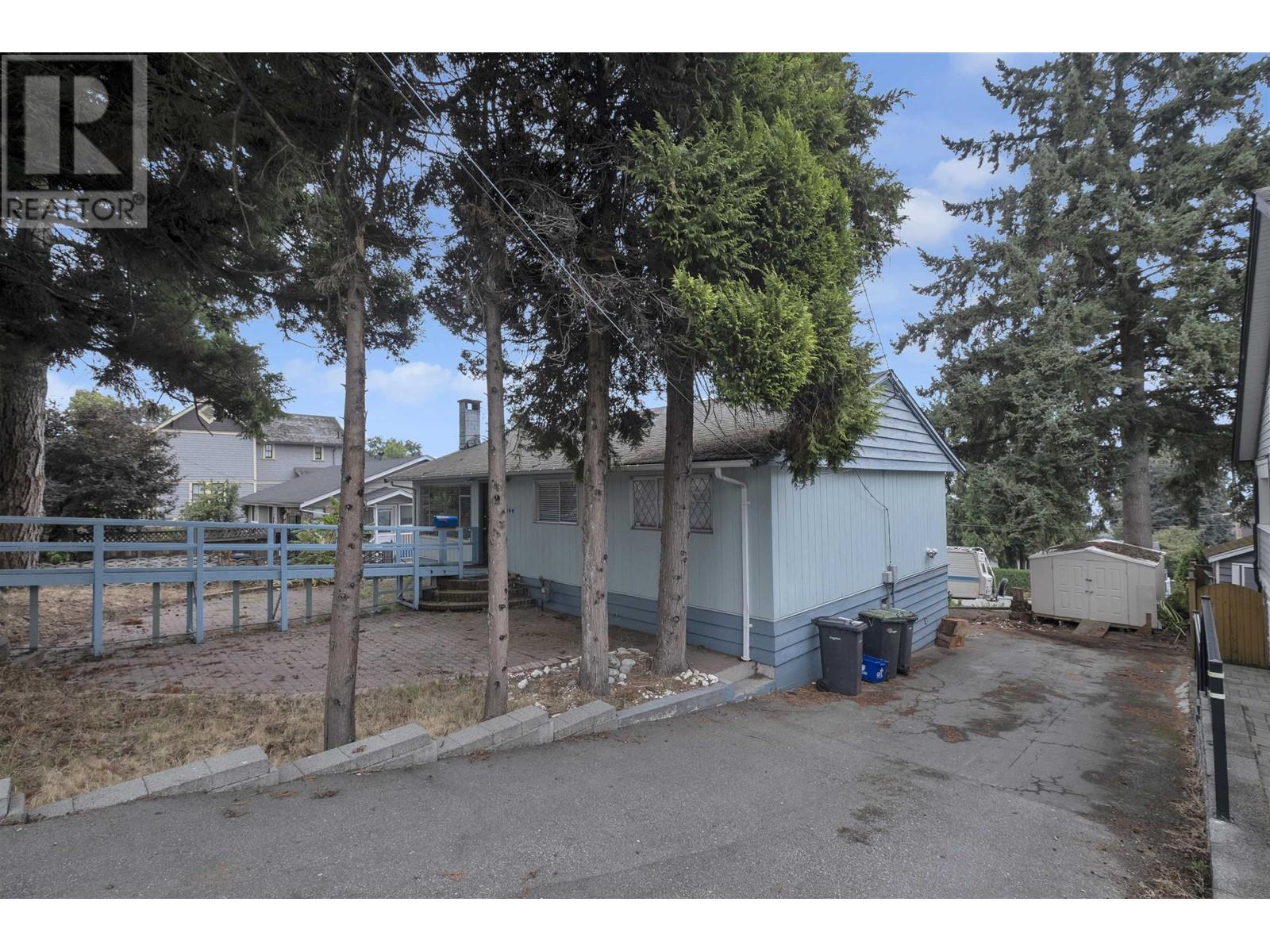 1144 Rochester Avenue, Coquitlam, British Columbia  V3K 2X4 - Photo 9 - R2811196