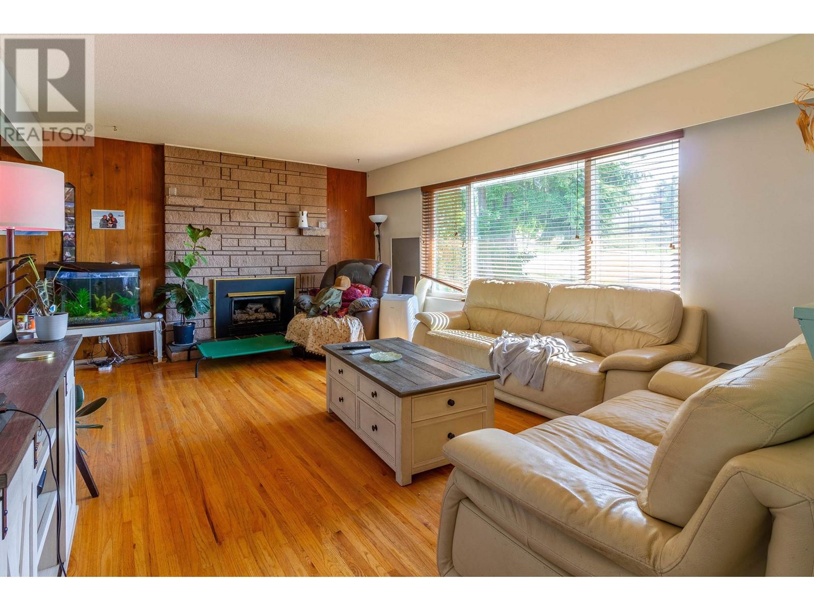 406 Schoolhouse Street, Coquitlam, British Columbia  V3K 4Y6 - Photo 2 - R2811350