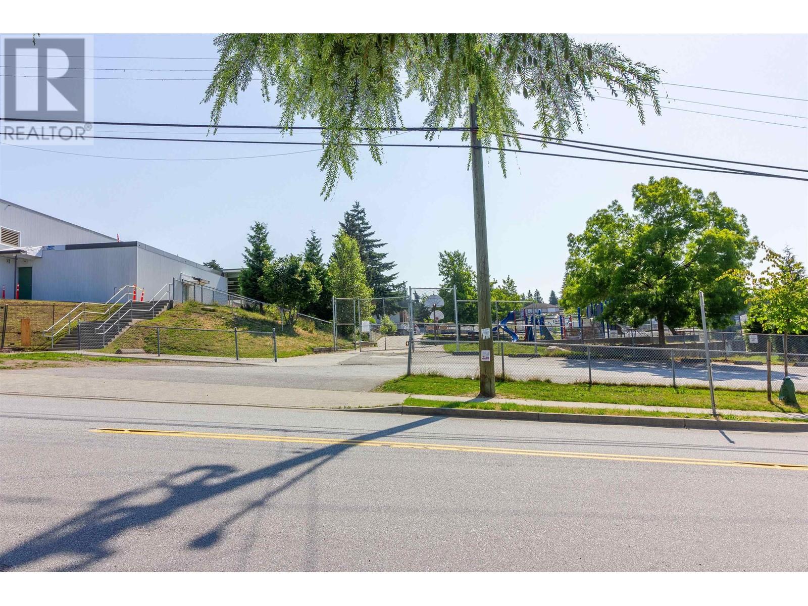 406 Schoolhouse Street, Coquitlam, British Columbia  V3K 4Y6 - Photo 21 - R2811350