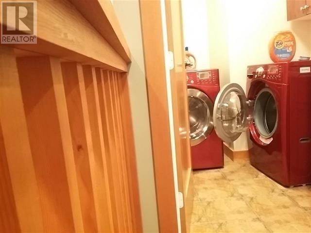 6080 Marine Drive, Burnaby, British Columbia  V3N 2X9 - Photo 11 - R2811364