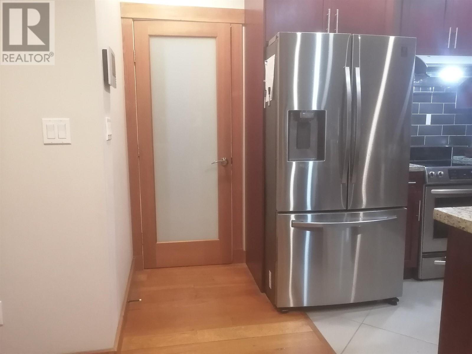 6080 Marine Drive, Burnaby, British Columbia  V3N 2X9 - Photo 8 - R2811364