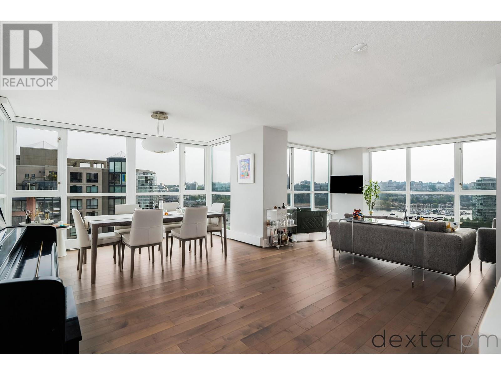 1703 289 Drake Street, Vancouver, British Columbia  V6B 5Z5 - Photo 3 - R2811368