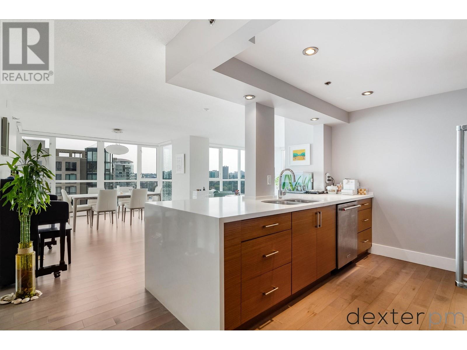 1703 289 Drake Street, Vancouver, British Columbia  V6B 5Z5 - Photo 5 - R2811368