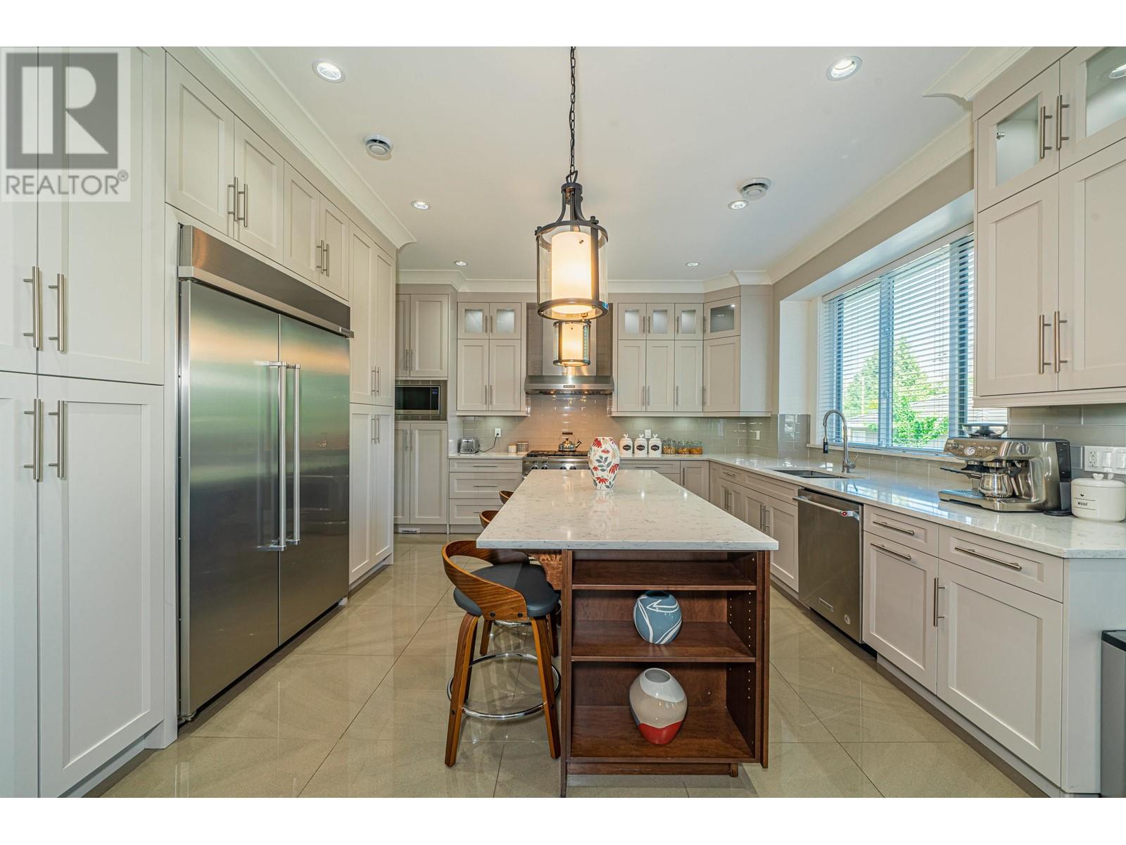 816 Edinburgh Street, New Westminster, British Columbia  V3M 2V3 - Photo 11 - R2811360