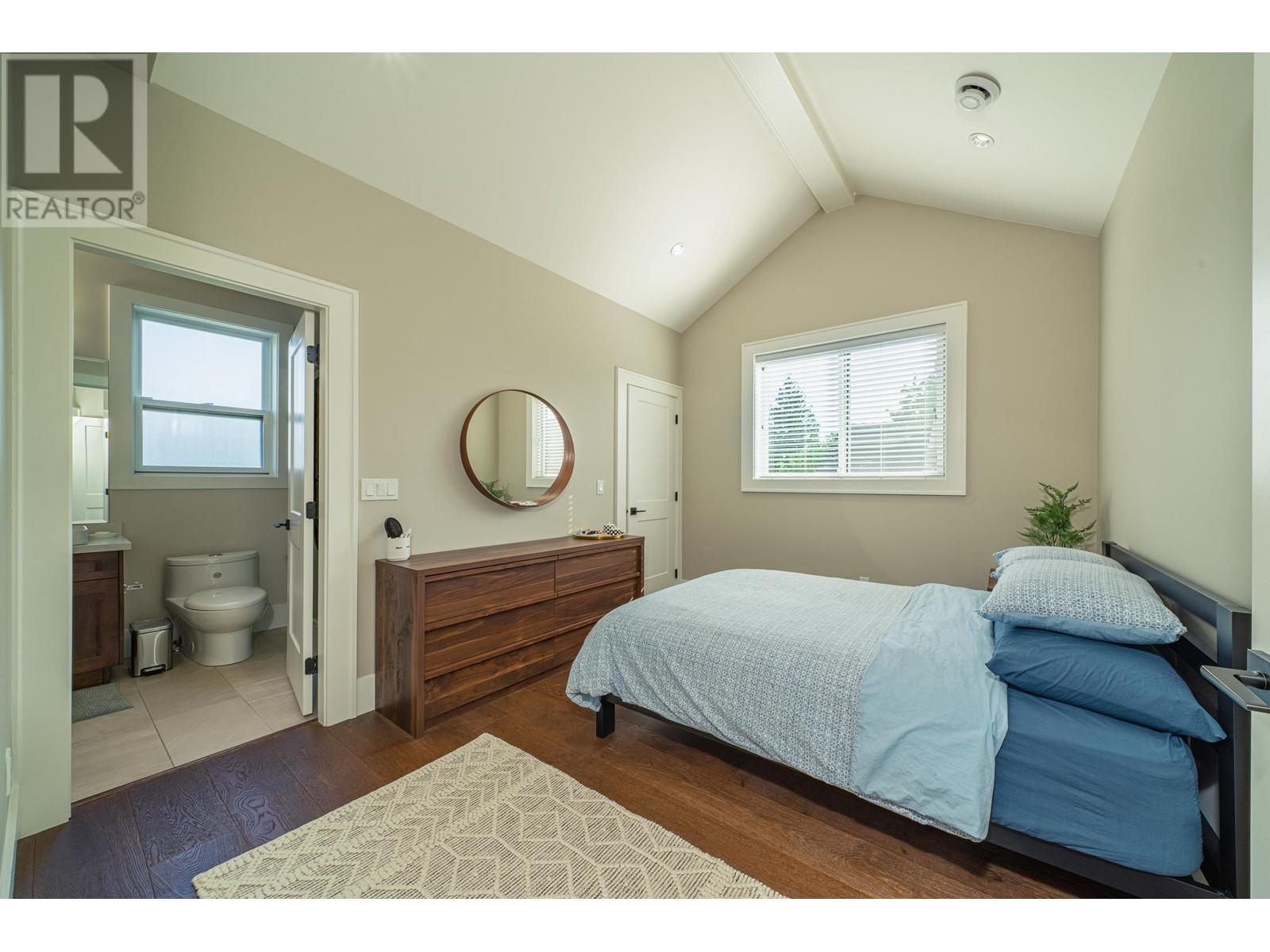 816 Edinburgh Street, New Westminster, British Columbia  V3M 2V3 - Photo 28 - R2811360