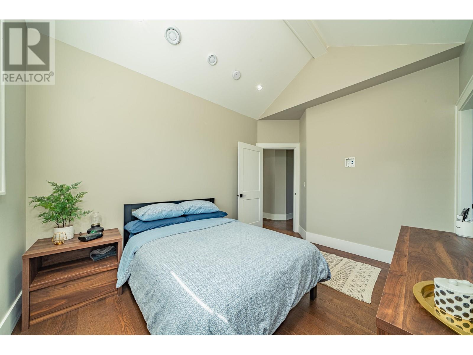 816 Edinburgh Street, New Westminster, British Columbia  V3M 2V3 - Photo 29 - R2811360