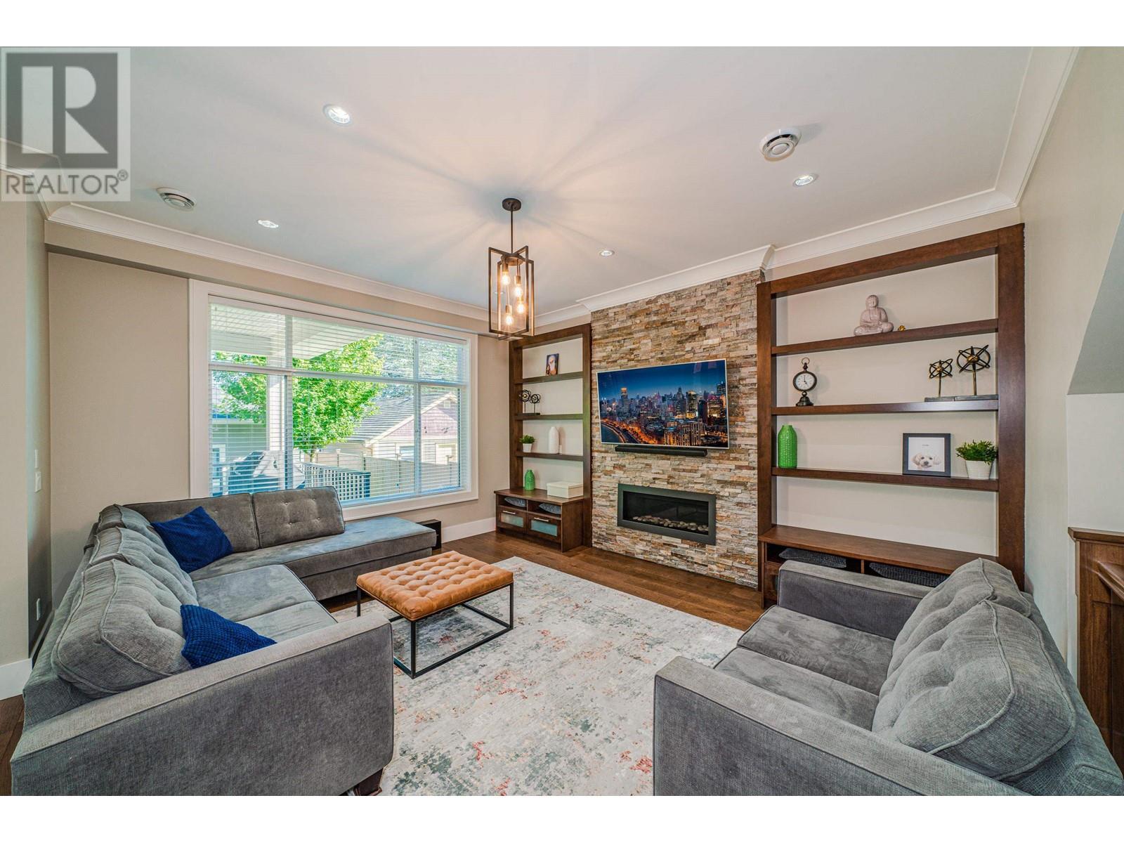 816 Edinburgh Street, New Westminster, British Columbia  V3M 2V3 - Photo 18 - R2811360