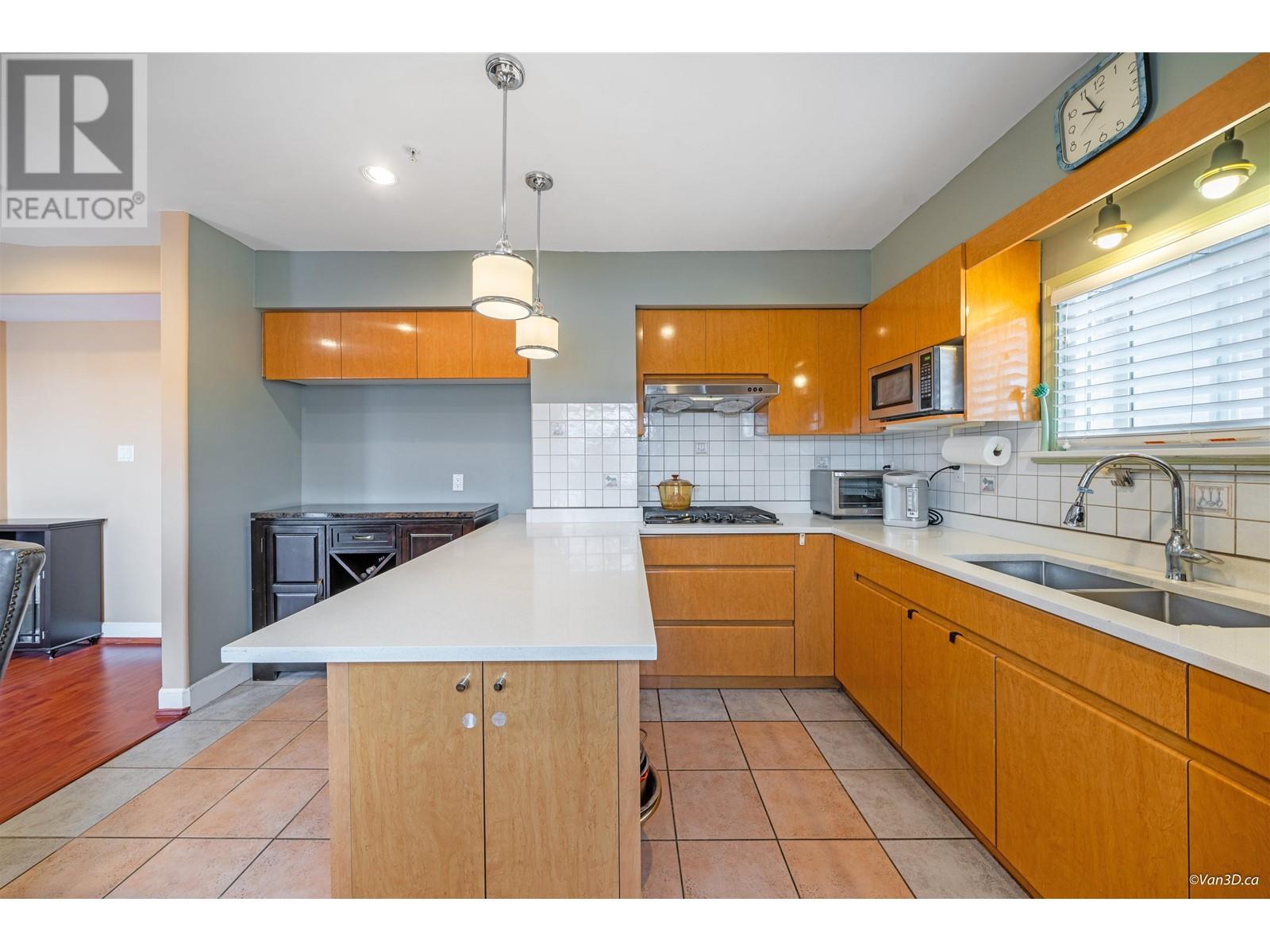 3217 E 29th Avenue, Vancouver, British Columbia  V5R 1W4 - Photo 10 - R2810840