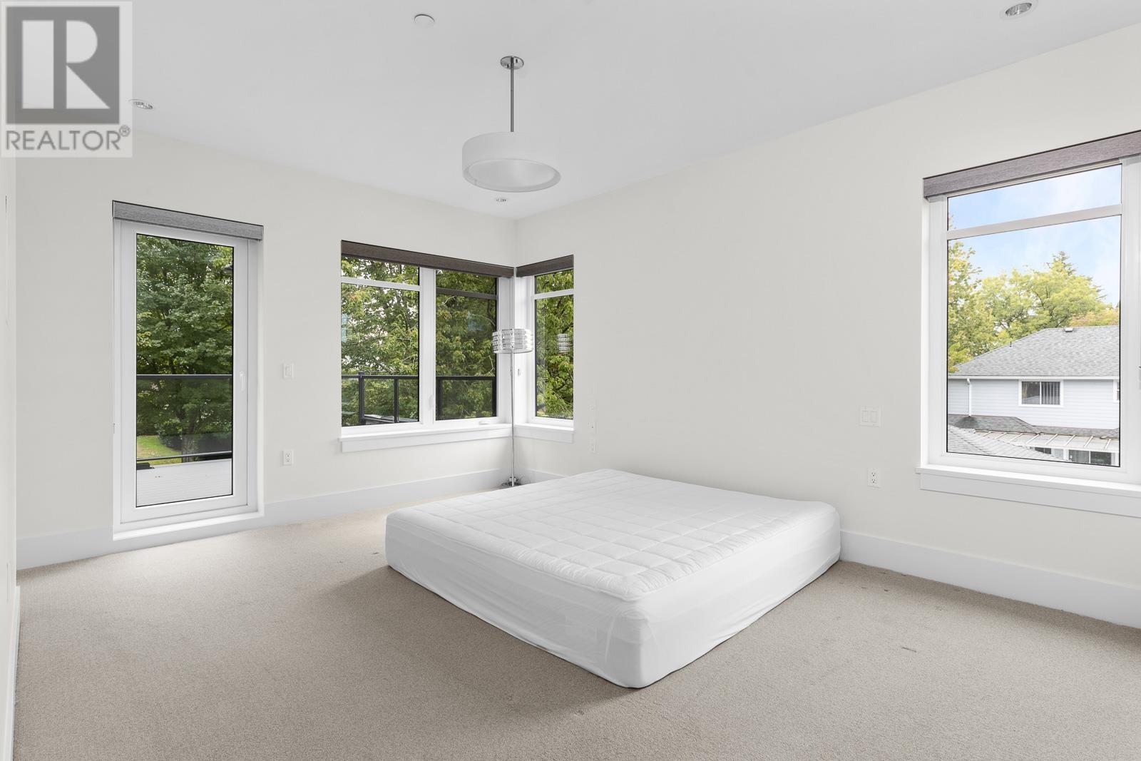 2008 W 58th Avenue, Vancouver, British Columbia  V6P 1X4 - Photo 18 - R2811081
