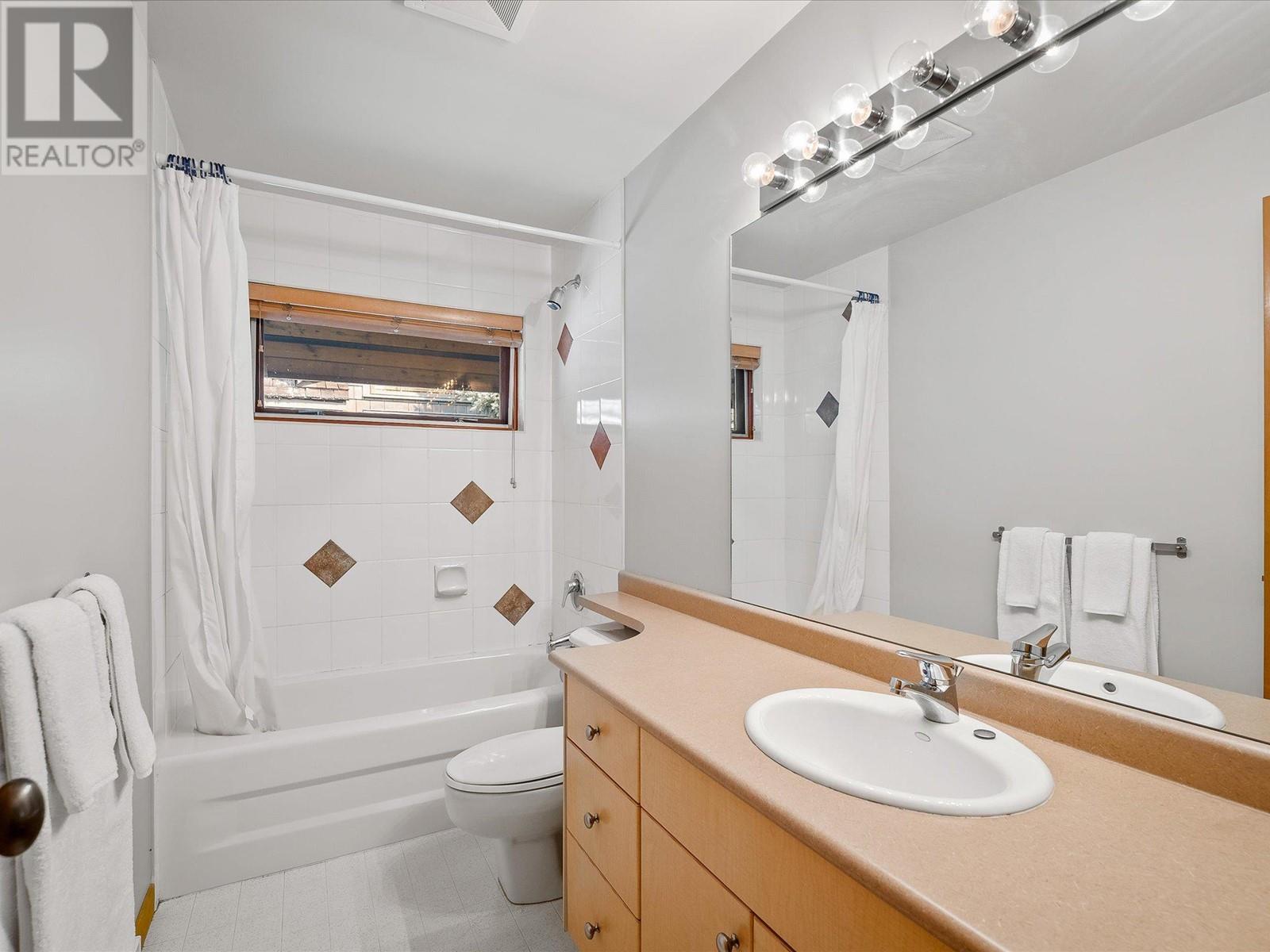 8107 Muirfield Crescent, Whistler, British Columbia  V8E 1J7 - Photo 27 - R2811387