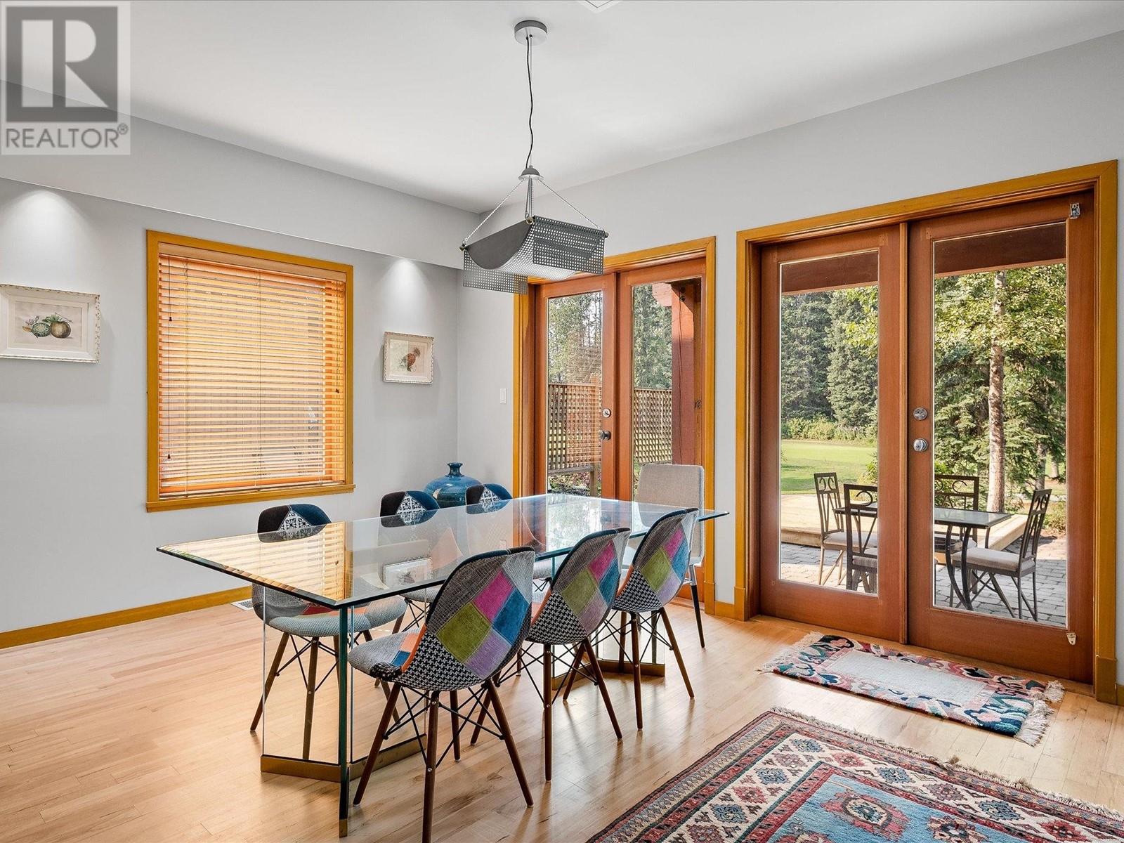 8107 Muirfield Crescent, Whistler, British Columbia  V8E 1J7 - Photo 4 - R2811387
