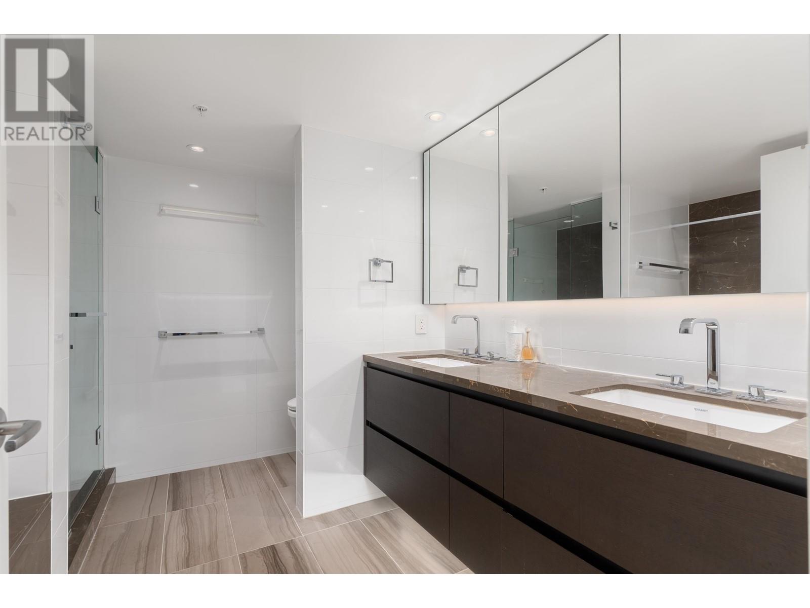 1001 1561 W 57th Avenue, Vancouver, British Columbia  V6P 0H5 - Photo 14 - R2811097