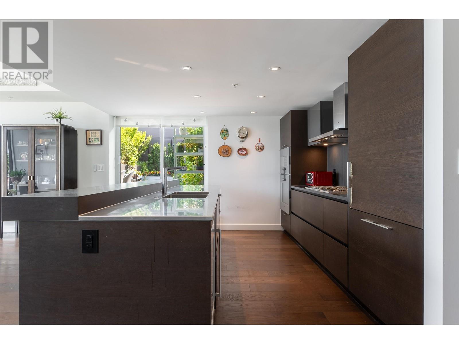 1001 1561 W 57th Avenue, Vancouver, British Columbia  V6P 0H5 - Photo 4 - R2811097