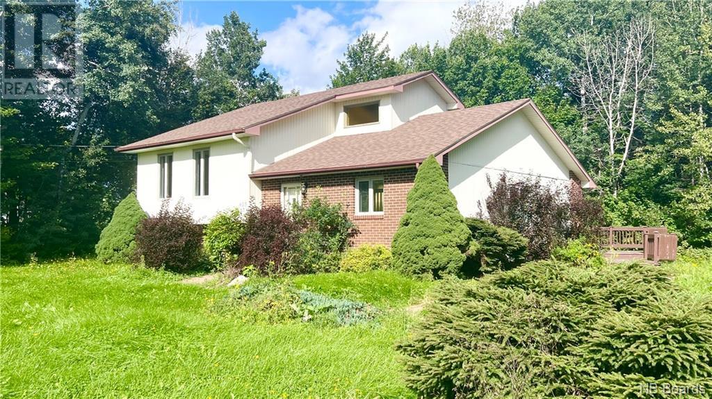 405 Scenic Drive, South Tetagouche, New Brunswick E2A 4Z3 (26006621