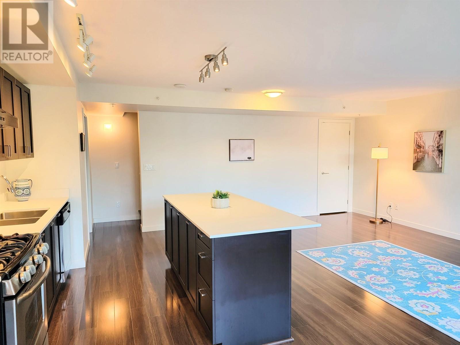 4868 Nanaimo Street, Vancouver, British Columbia  V5N 0A8 - Photo 9 - R2811423