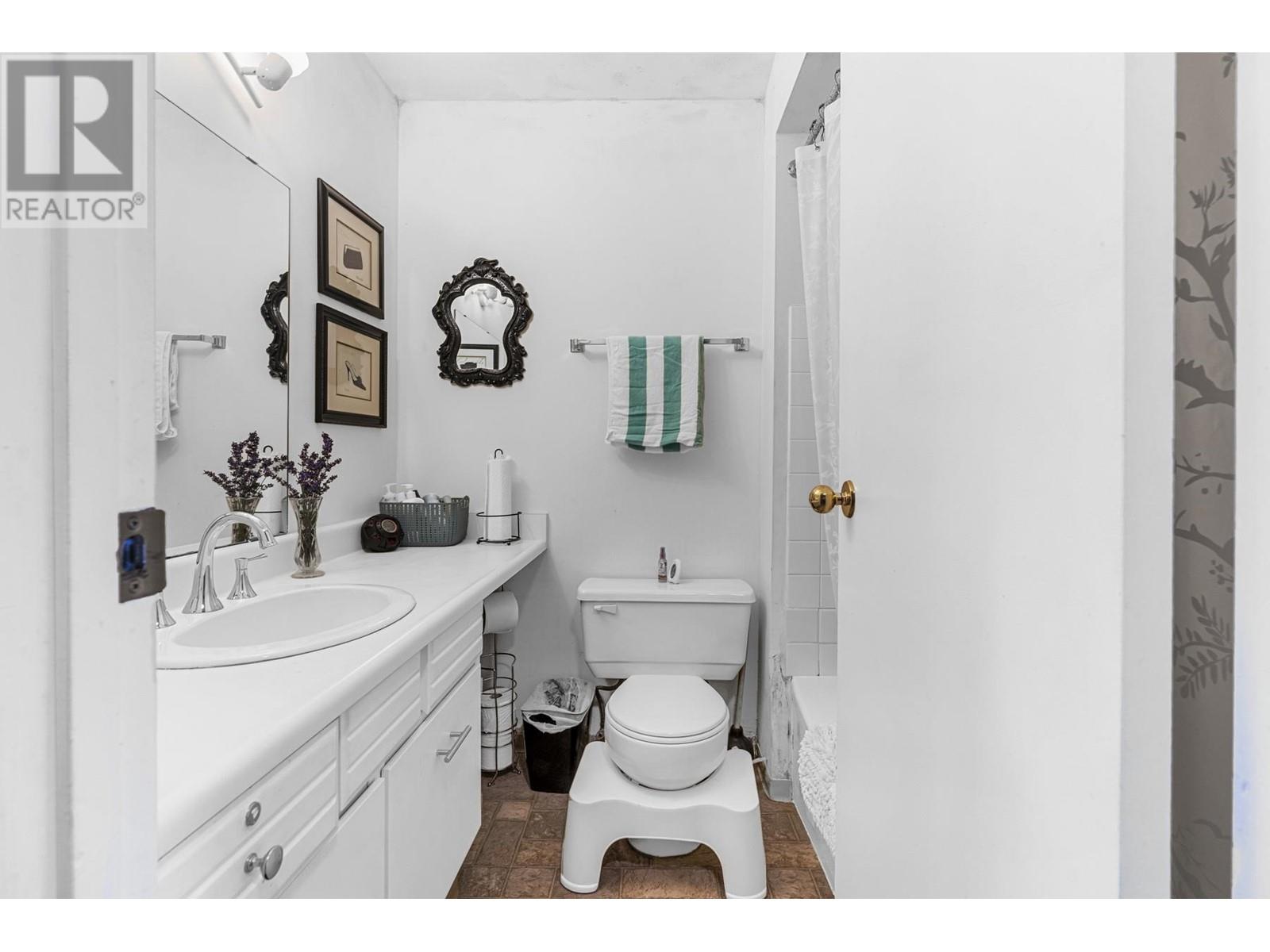 207 8140 Colonial Drive, Richmond, British Columbia  V7C 4T7 - Photo 18 - R2794476