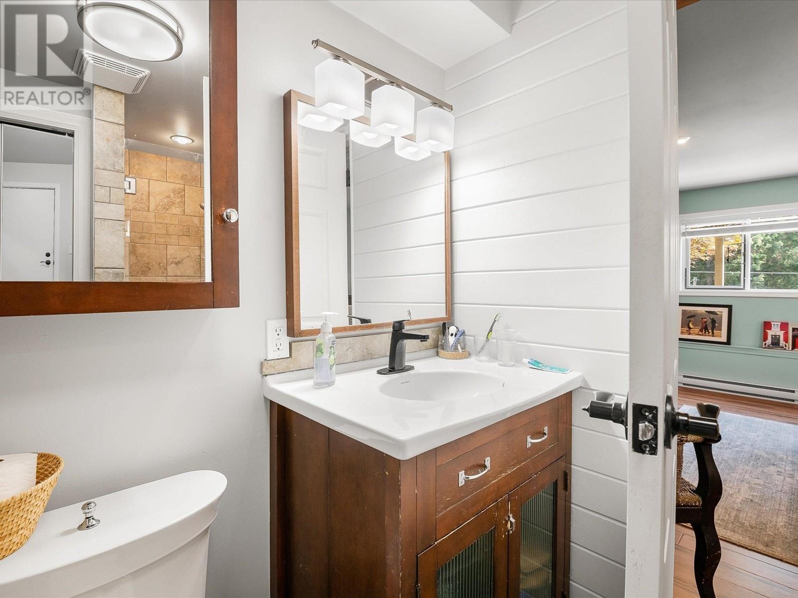 9359 Emerald Drive, Whistler, British Columbia  V8E 0G5 - Photo 13 - R2811440