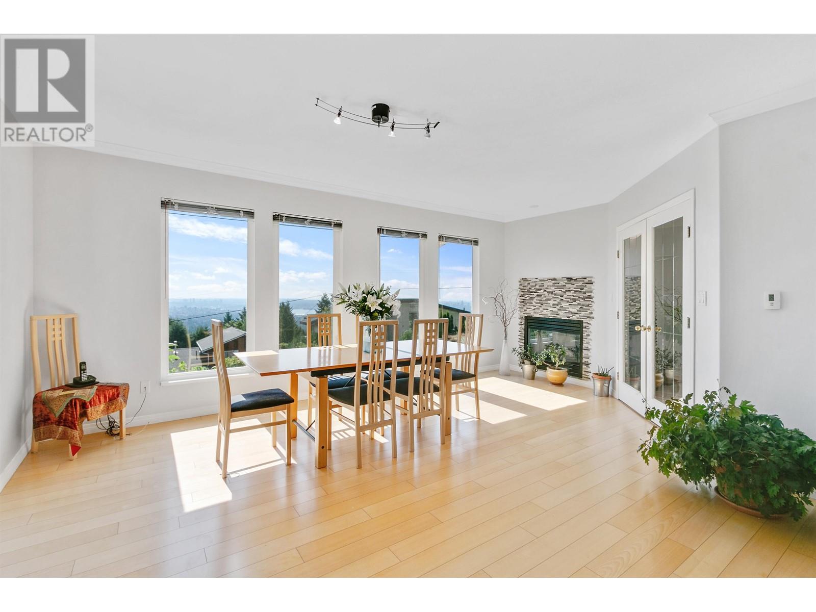 530 Craigmohr Drive, West Vancouver, British Columbia  V7S 1W6 - Photo 9 - R2811021