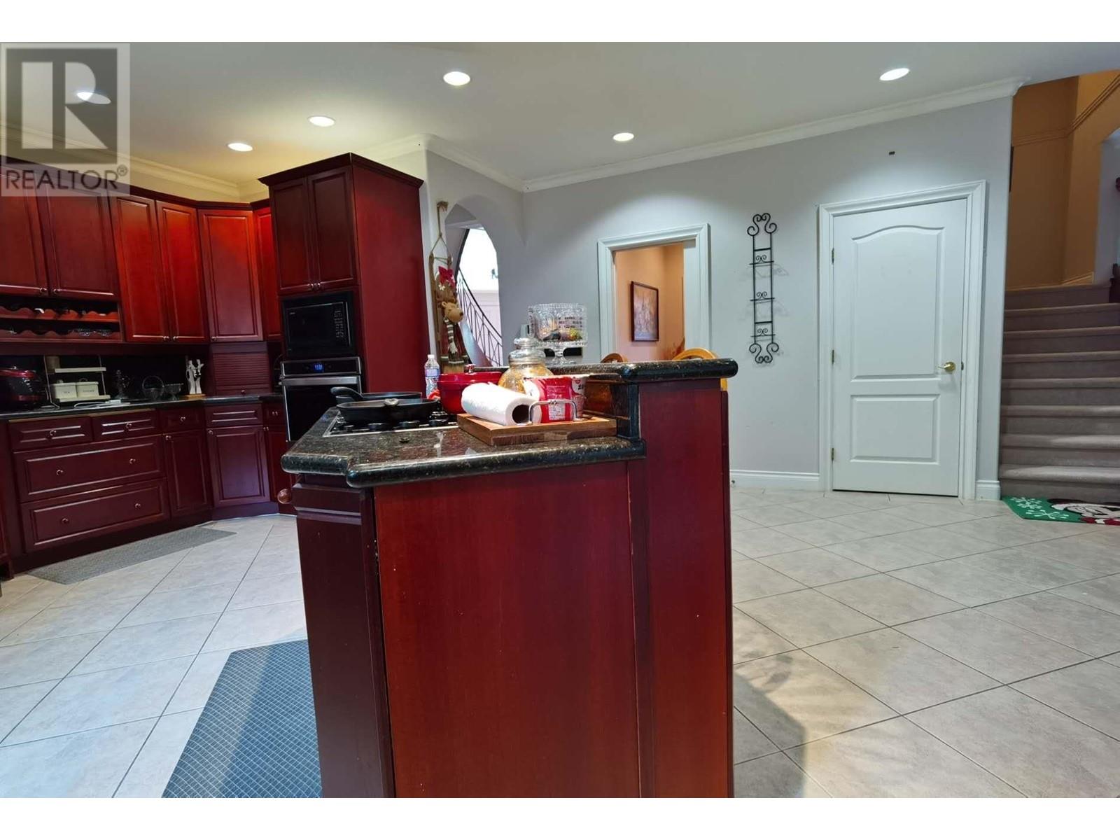 3076 Plateau Boulevard, Coquitlam, British Columbia  V3E 2Y7 - Photo 18 - R2810143