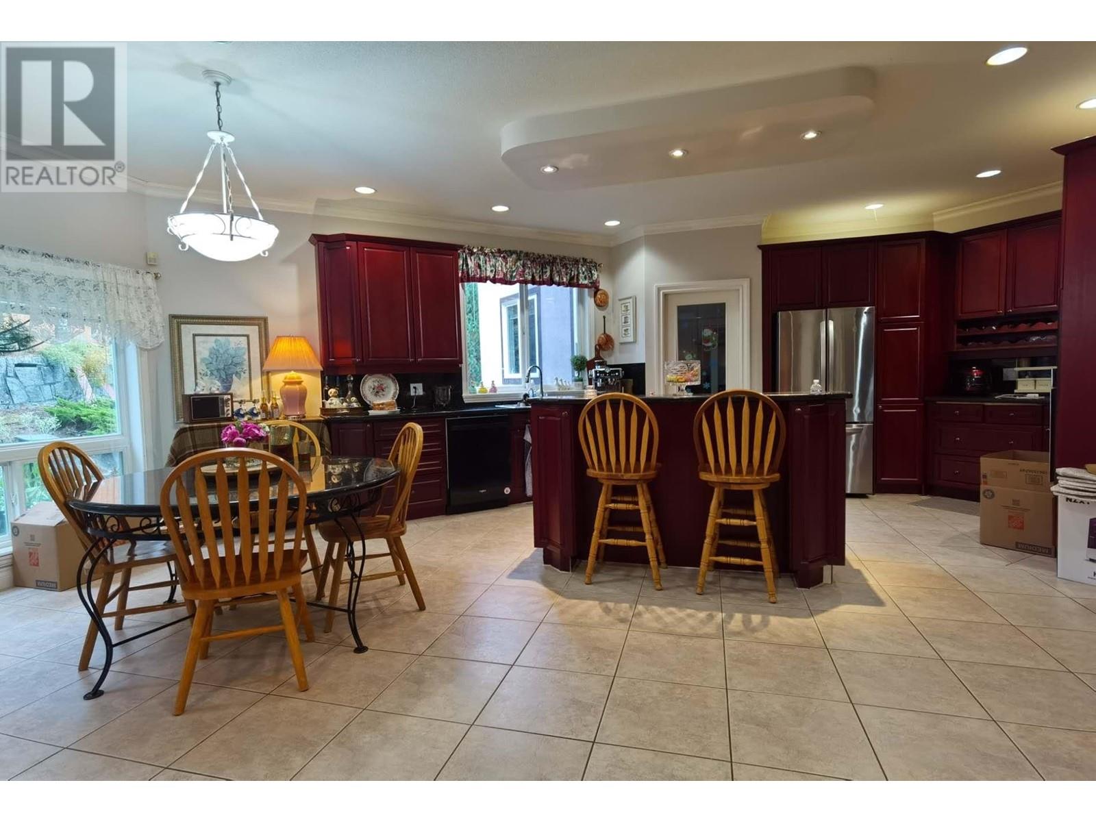 3076 Plateau Boulevard, Coquitlam, British Columbia  V3E 2Y7 - Photo 16 - R2810143