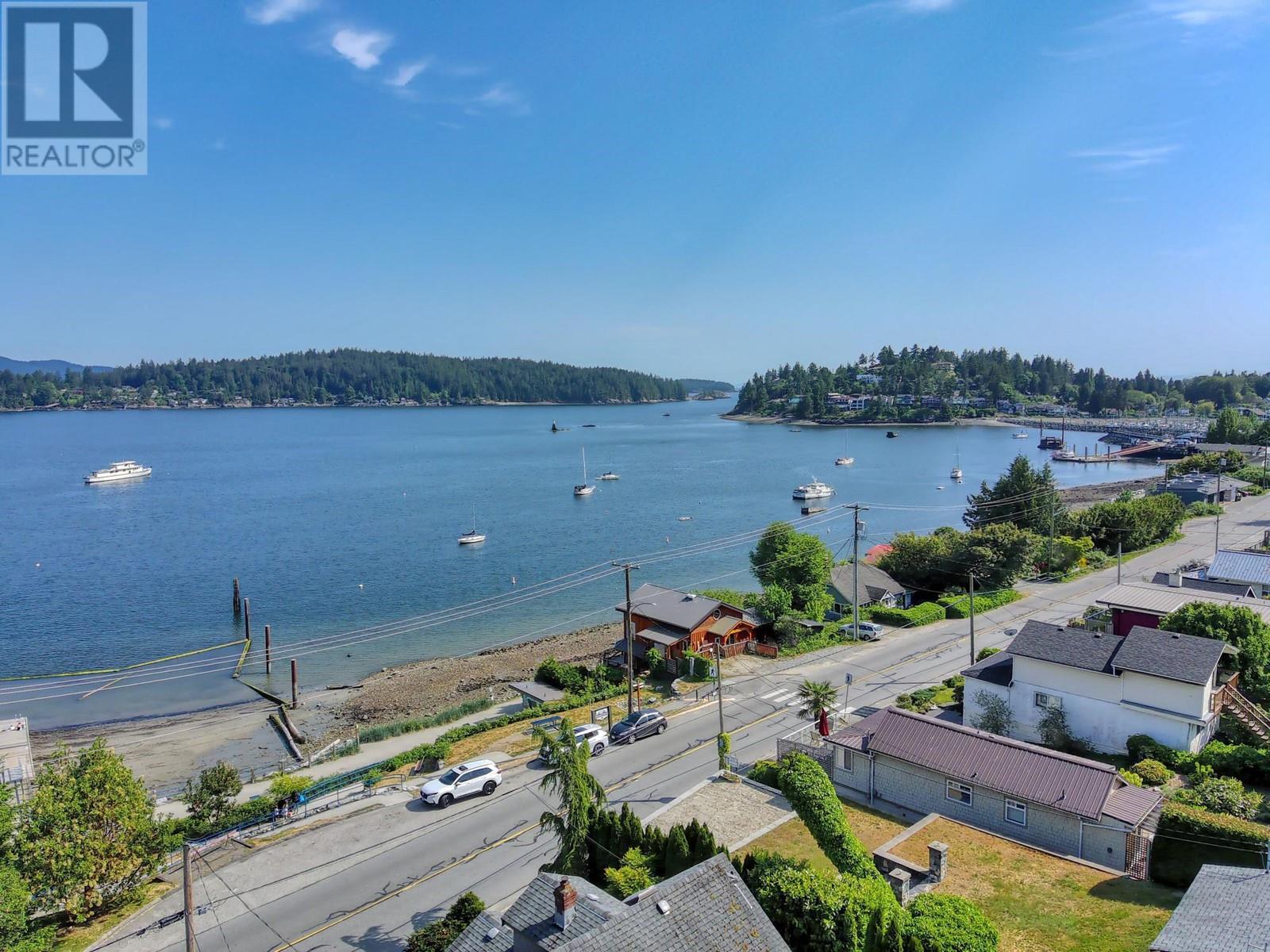 616 Seaview Road, Gibsons, British Columbia  V0N 1V9 - Photo 19 - R2811405