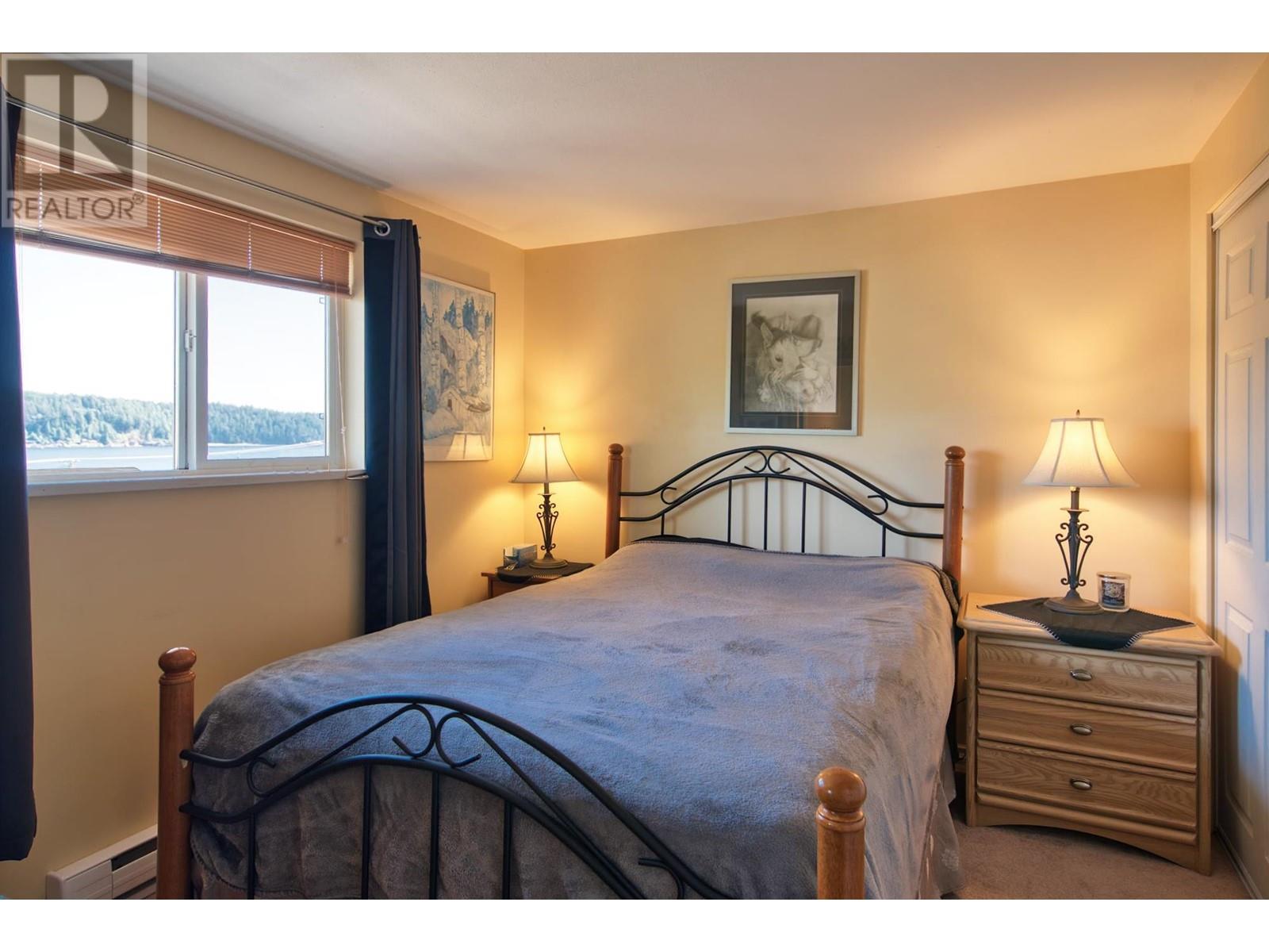 616 Seaview Road, Gibsons, British Columbia  V0N 1V9 - Photo 35 - R2811405