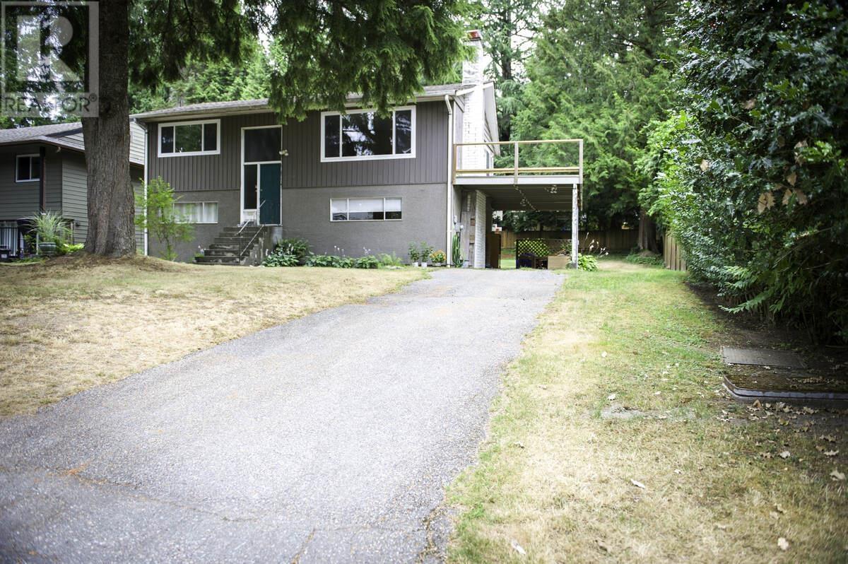 2100 WHITMAN AVENUE, north vancouver, British Columbia