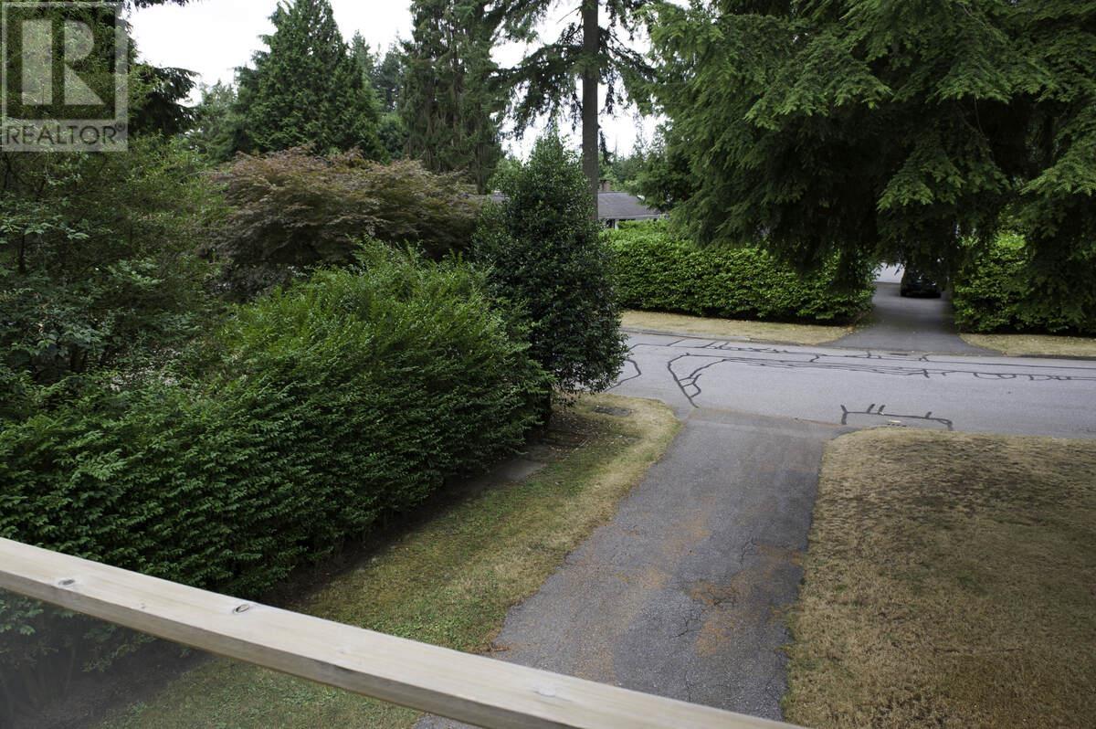 2100 Whitman Avenue, North Vancouver, British Columbia  V7H 2C5 - Photo 13 - R2811480