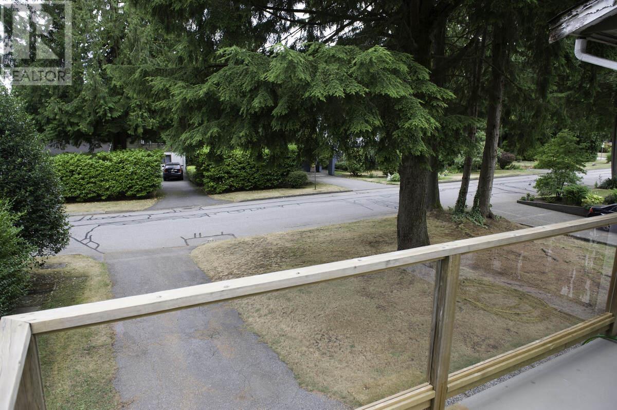 2100 Whitman Avenue, North Vancouver, British Columbia  V7H 2C5 - Photo 14 - R2811480