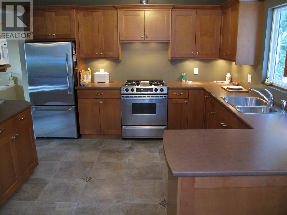 2100 Whitman Avenue, North Vancouver, British Columbia  V7H 2C5 - Photo 7 - R2811480