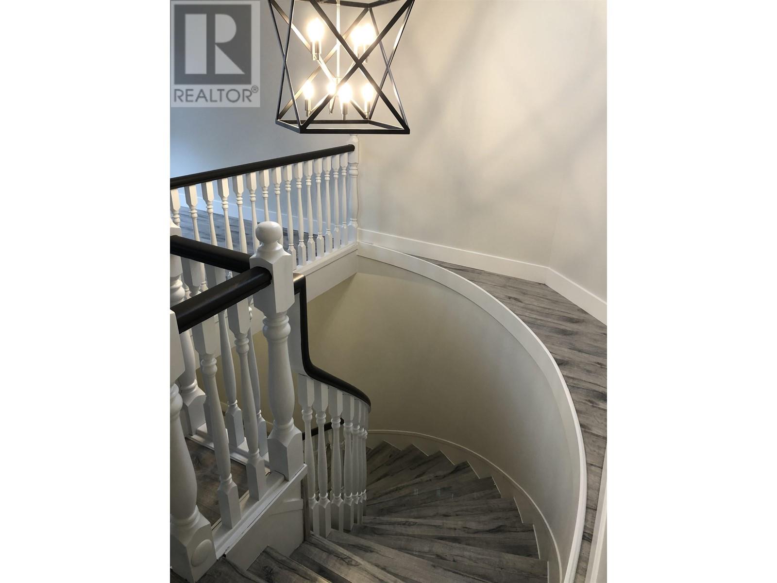 6351 Prince Albert Street, Vancouver, British Columbia  V5W 3E7 - Photo 3 - R2811503