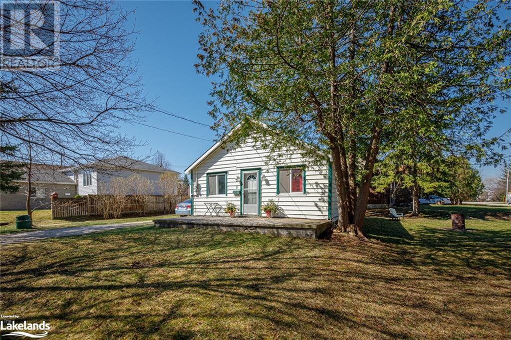 2 Spruce Street, Collingwood, Ontario  L9Y 3G6 - Photo 7 - 40478067