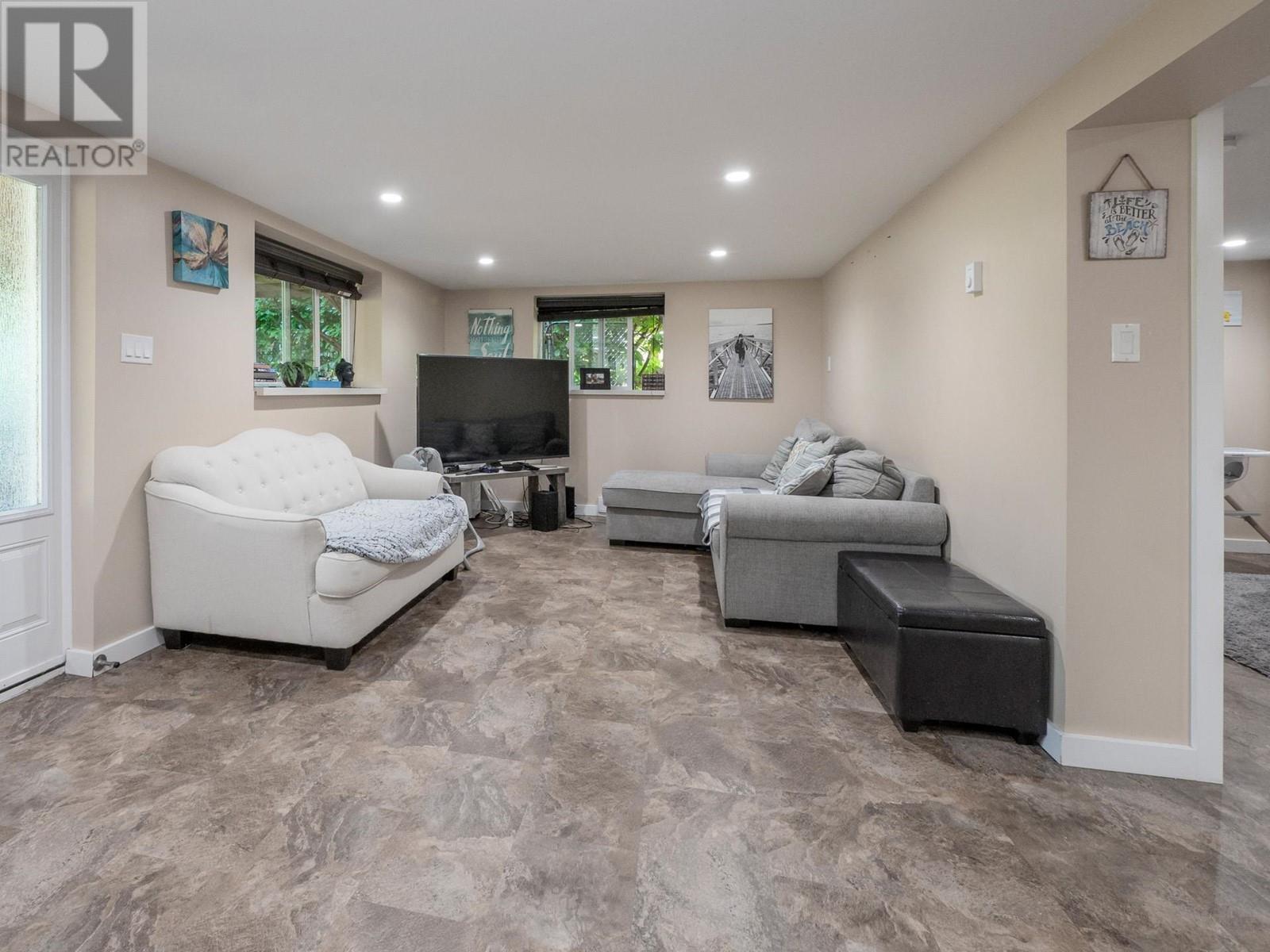 430 Aldersprings Road, Gibsons, British Columbia  V0N 1V0 - Photo 19 - R2811456