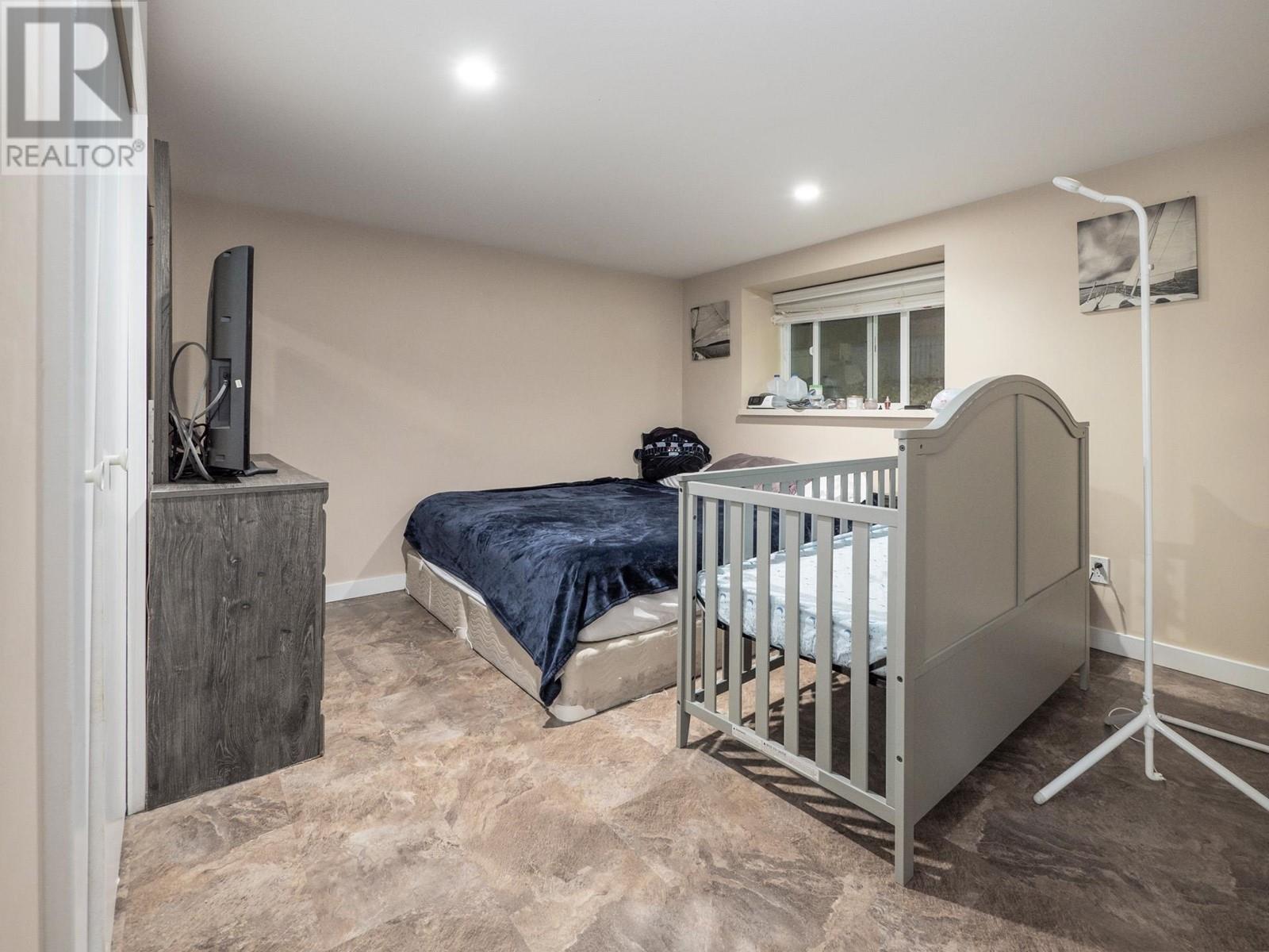 430 Aldersprings Road, Gibsons, British Columbia  V0N 1V0 - Photo 20 - R2811456