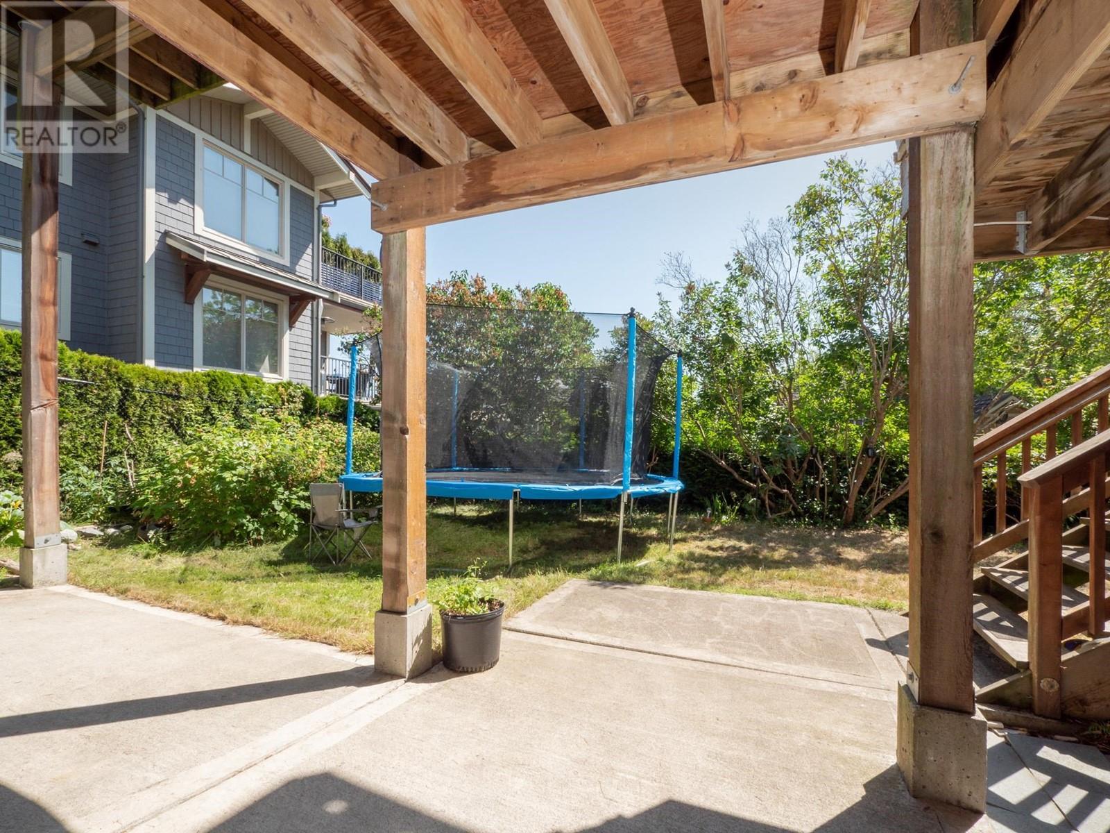 430 Aldersprings Road, Gibsons, British Columbia  V0N 1V0 - Photo 32 - R2811456