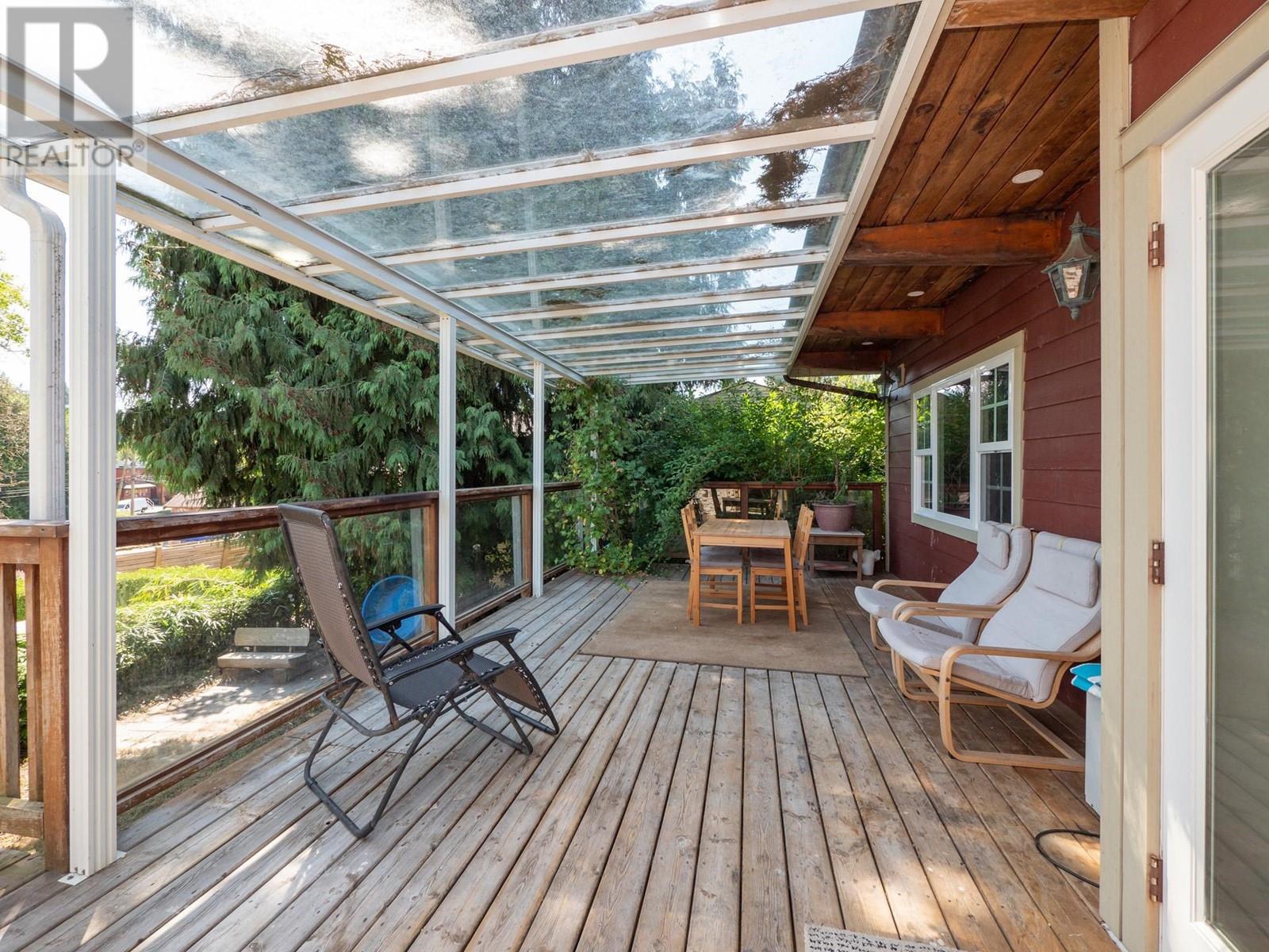 430 Aldersprings Road, Gibsons, British Columbia  V0N 1V0 - Photo 31 - R2811456