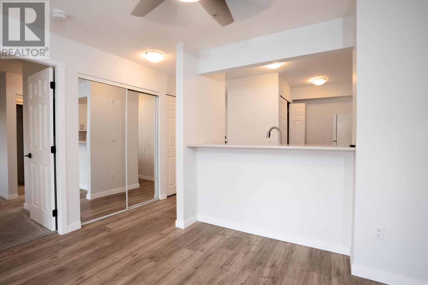 310 1369 56 Street, Delta, British Columbia  V4L 2A6 - Photo 10 - R2811550