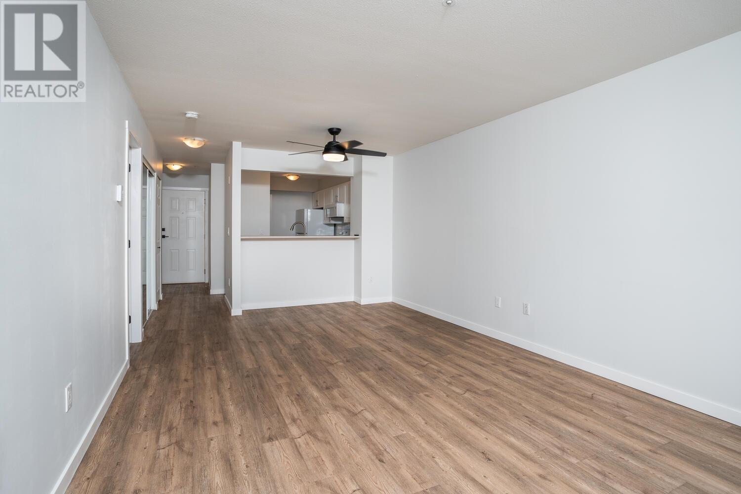 310 1369 56 Street, Delta, British Columbia  V4L 2A6 - Photo 4 - R2811550