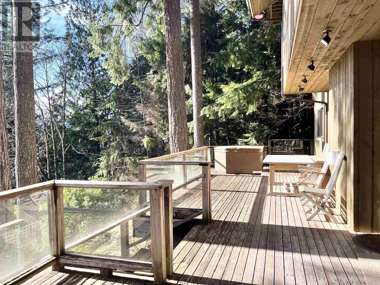 380 Mountain Drive, Lions Bay, British Columbia  V0N 2E0 - Photo 22 - R2811568