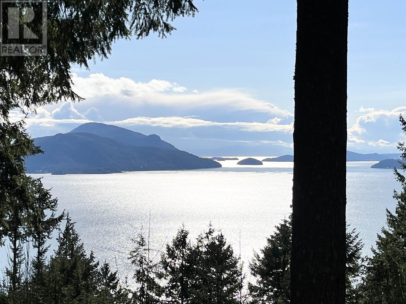 380 Mountain Drive, Lions Bay, British Columbia  V0N 2E0 - Photo 5 - R2811568