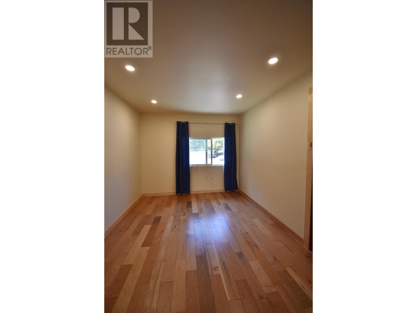 916 North Road, Gibsons, British Columbia  V0N 1V7 - Photo 18 - R2798418