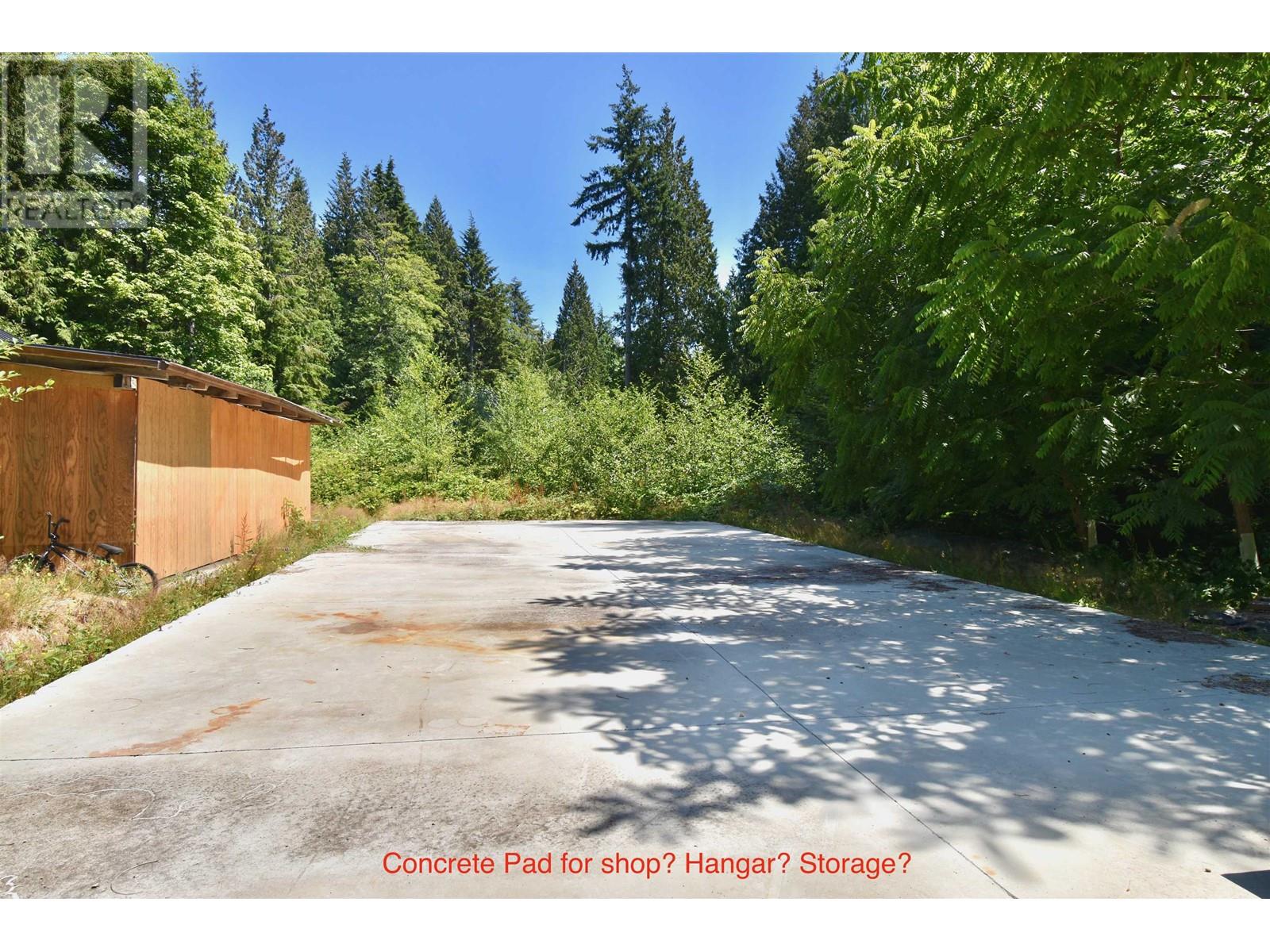 916 North Road, Gibsons, British Columbia  V0N 1V7 - Photo 30 - R2798418