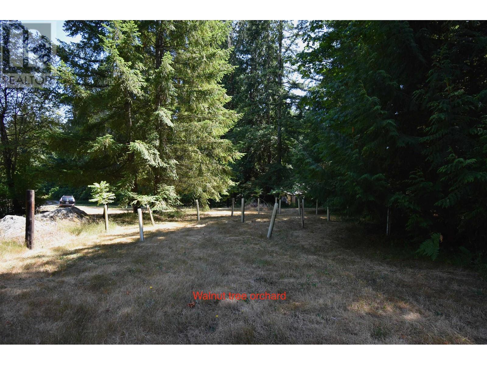 916 North Road, Gibsons, British Columbia  V0N 1V7 - Photo 22 - R2798418